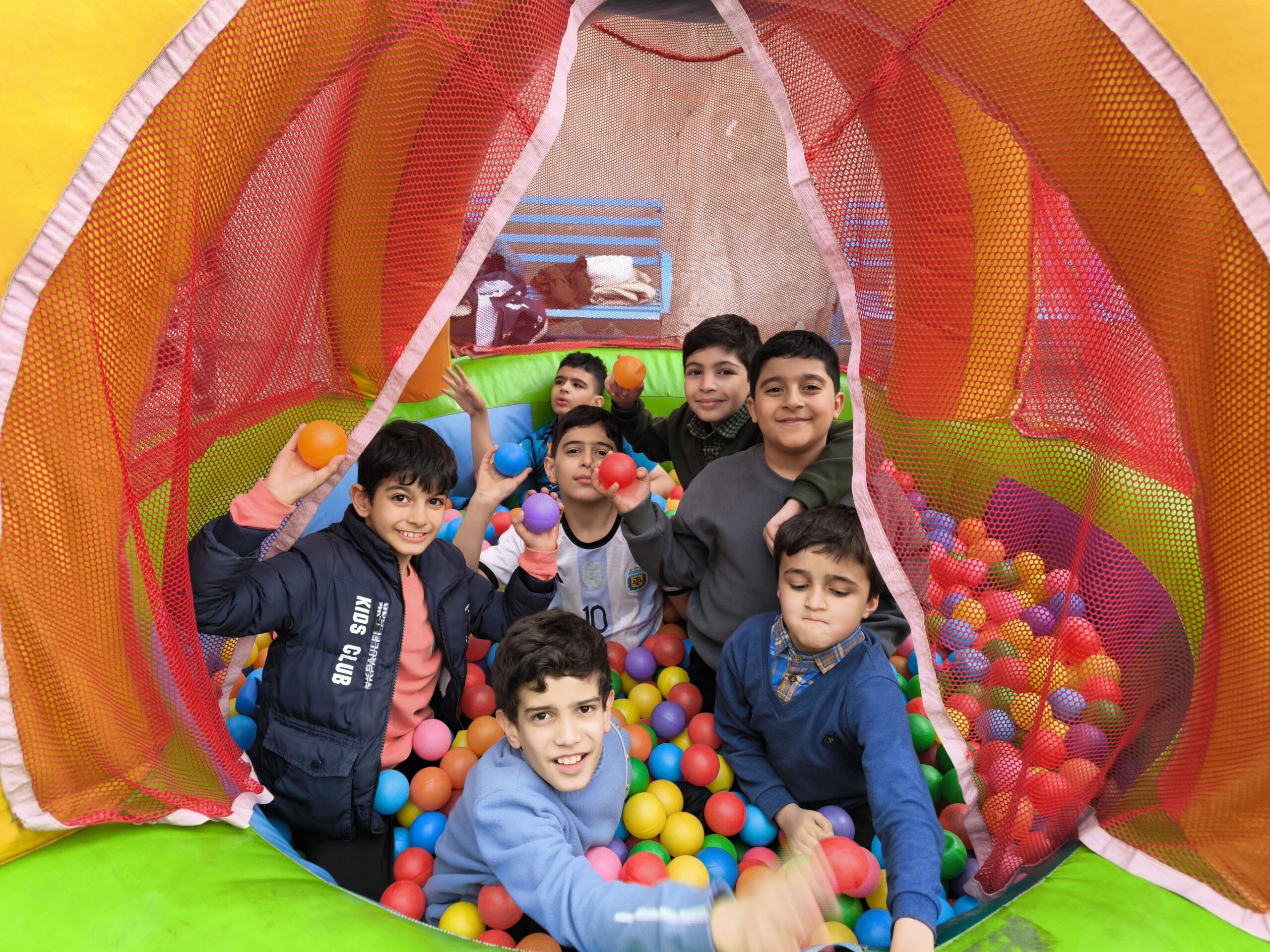 عنوان شما در اینجا